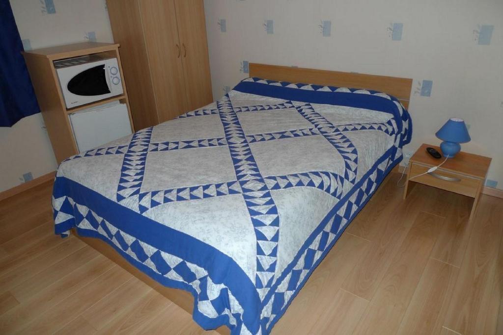 Chambres D'Hotes Mazurier Cozes Rum bild